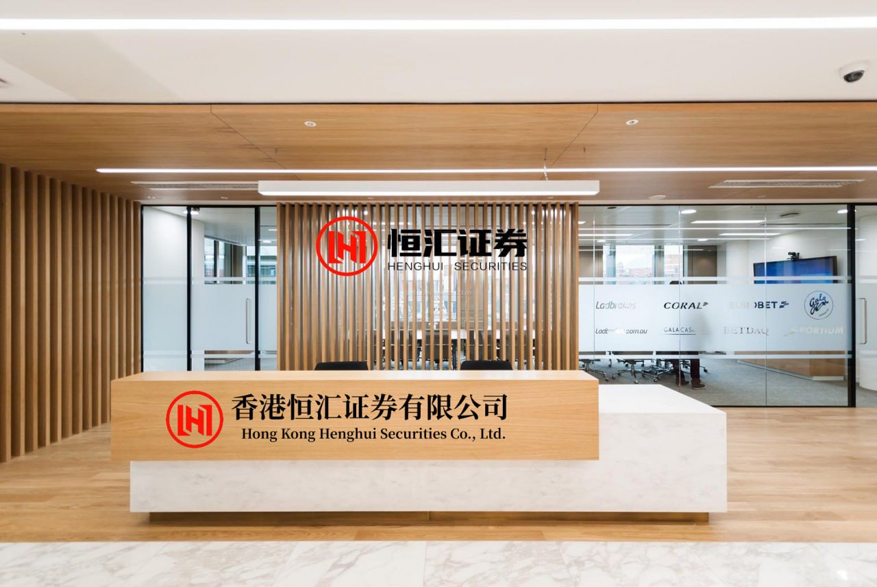 财盘配资 明星同时现身6个直播间？全是 AI！ 全国人大代表钟铮： 推出人工智能管理办法 增加AI数字人备案制度｜一财探两会